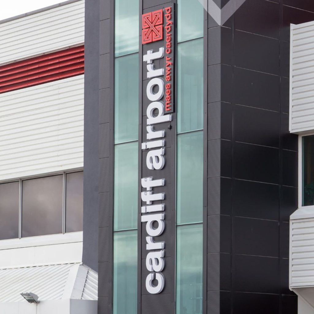 cardiff-airport.com